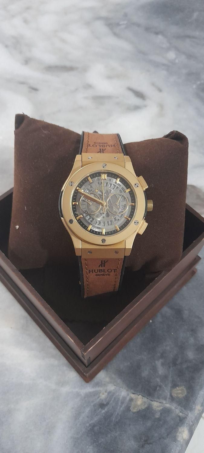 ساعت هابلوت اصلی ۳موتوره|ساعت|ری, تصفیه خانه|دیوار