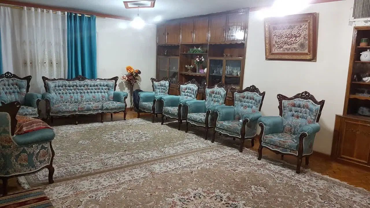 فروش آپارتمان ۱۶۰ متری/سه خواب/فول/چهار راه ولیعصر|فروش آپارتمان|تهران, فلسطین (میدان انقلاب)|دیوار