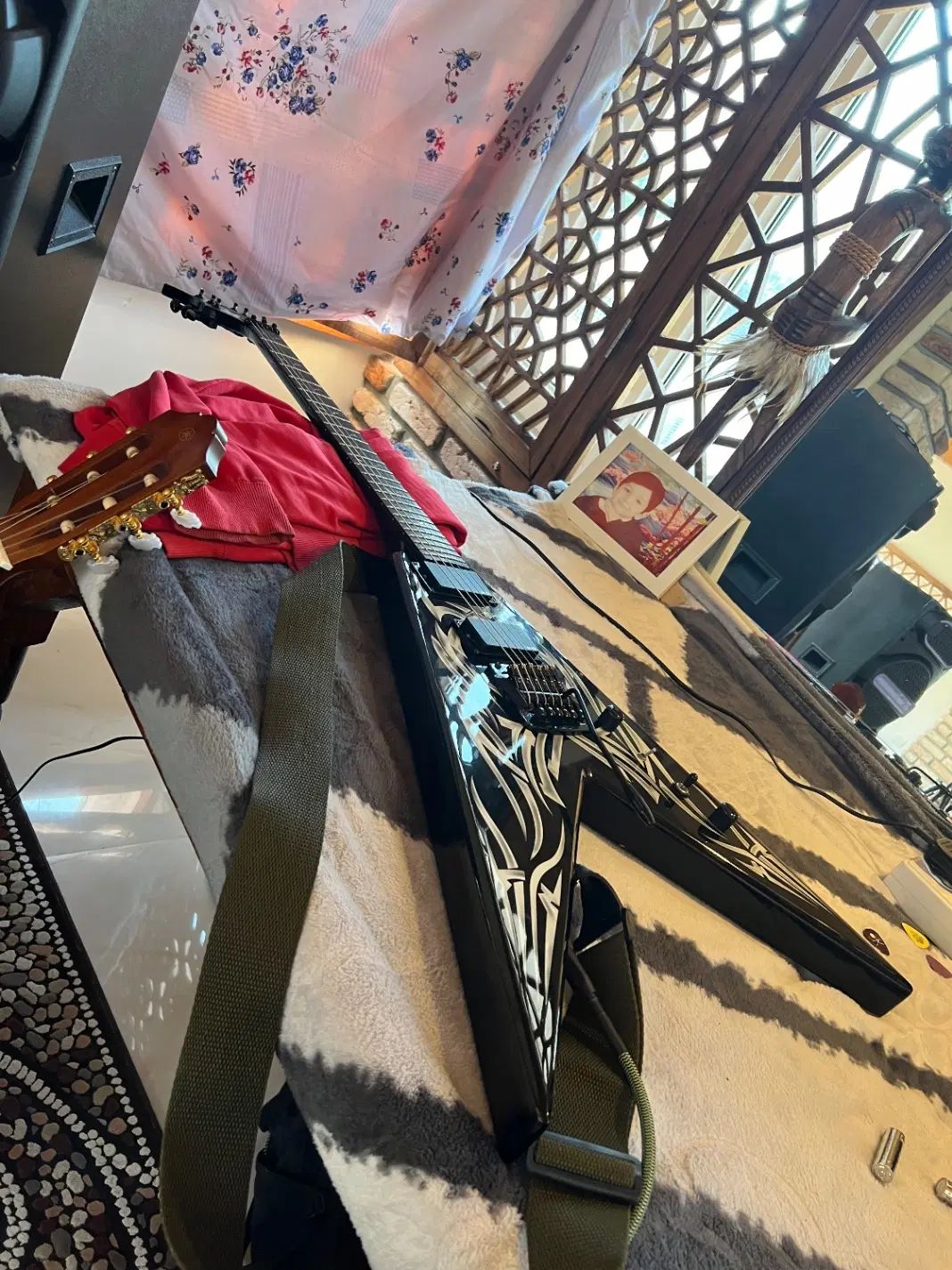 Bc rich kkv 81 85 korea|گیتار، بیس، امپلیفایر|تهران, ستارخان|دیوار