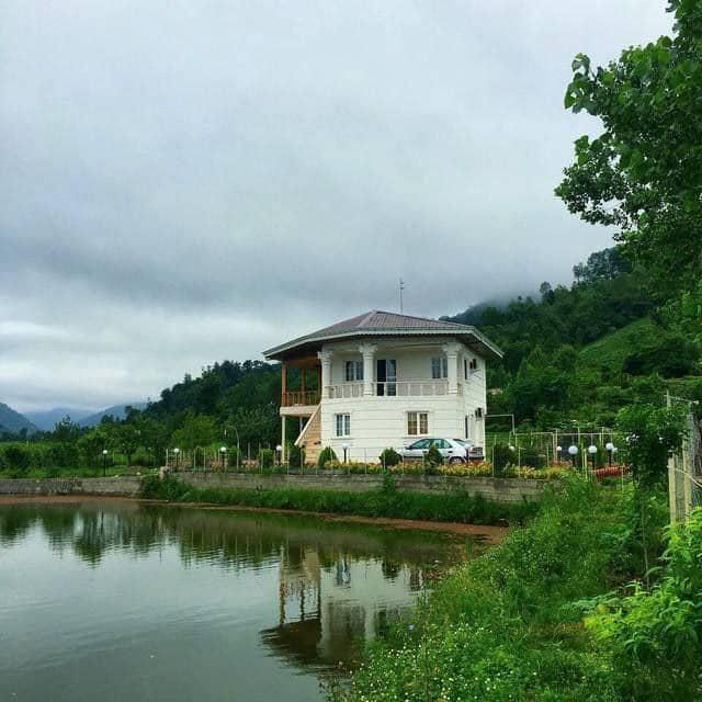 اجاره ویلا استخردار جنگلی با جنگل اختصاصی|اجارهٔ کوتاه‌مدت ویلا و باغ|رشت, استادسرا|دیوار