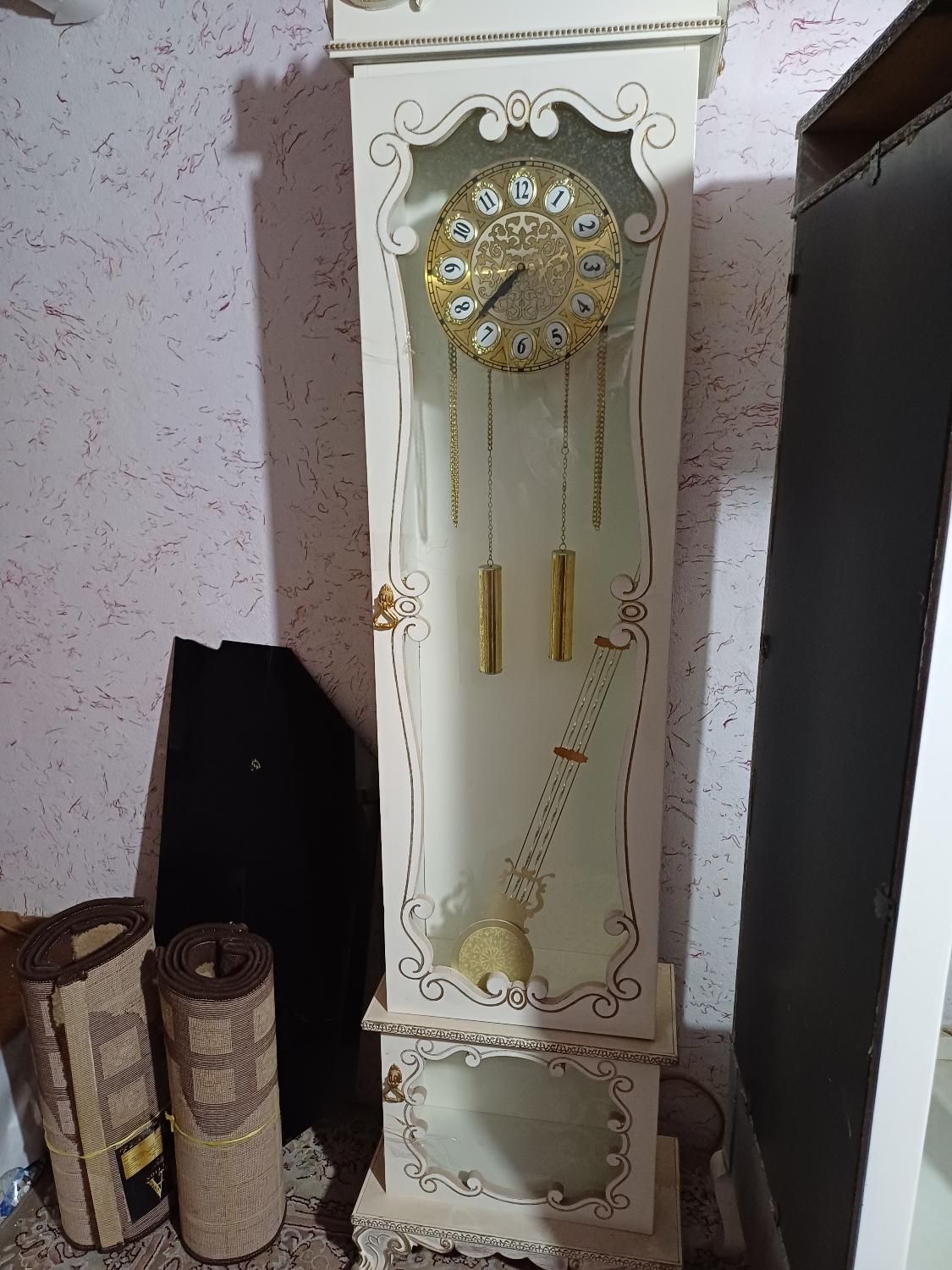 ساعت ایستاده|ساعت دیواری و تزئینی|شاهین‌شهر, گزبرخوار|دیوار