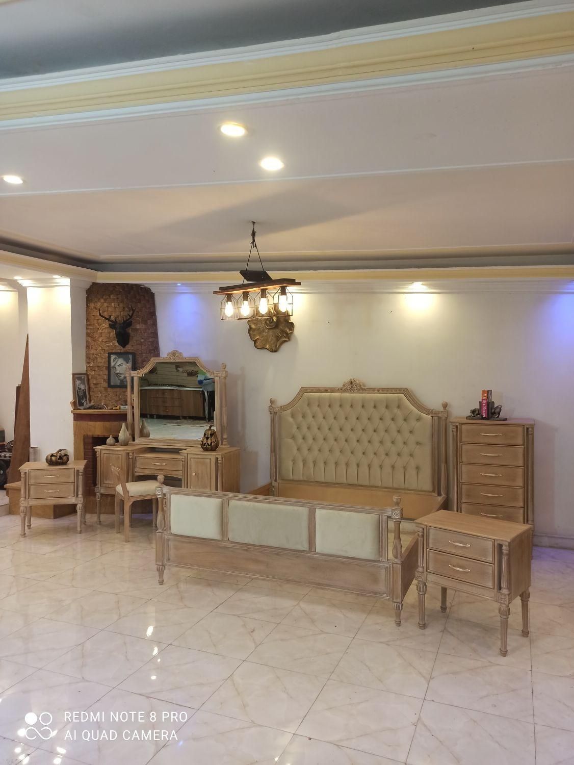 تخت خواب چوبی دو نفره ونوجوان ست کامل|تخت و سرویس خواب|پردیس, سیاه سنگ|دیوار