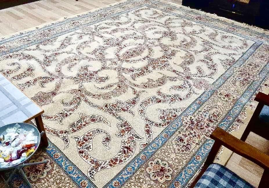یک تخته فرش ۱۲ متری کاشان گل برجسته در حد نو|فرش|تهران, دریاچه شهدای خلیج فارس|دیوار