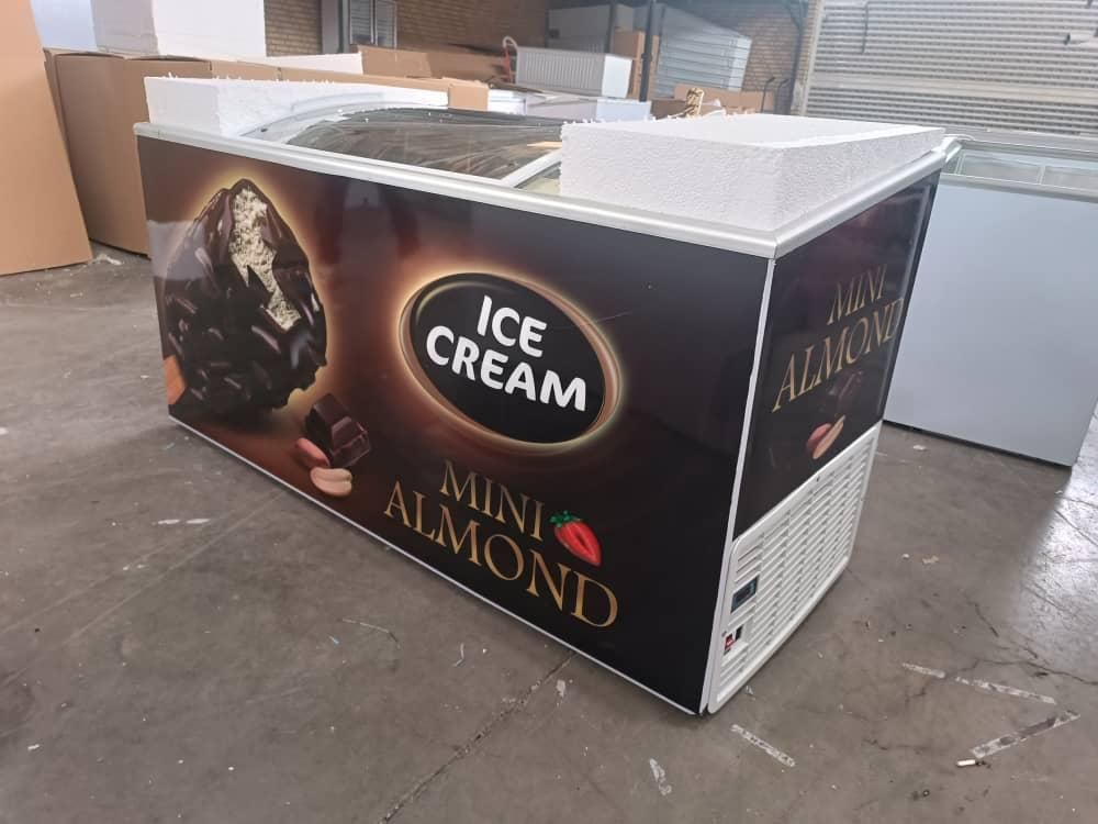 یخچال ایستاده ویترینی مرغی وفریزروموتوریخچال|فروشگاه و مغازه|اردبیل, |دیوار