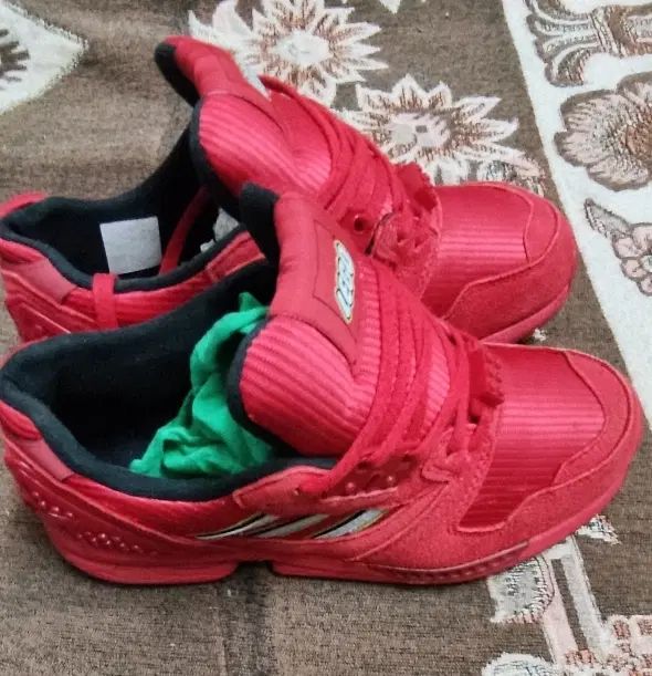 کتونی zx8000 لگو آبی و لگو قرمز اسپانیا سوپر ارت|کیف، کفش، کمربند|تهران, کوثر|دیوار