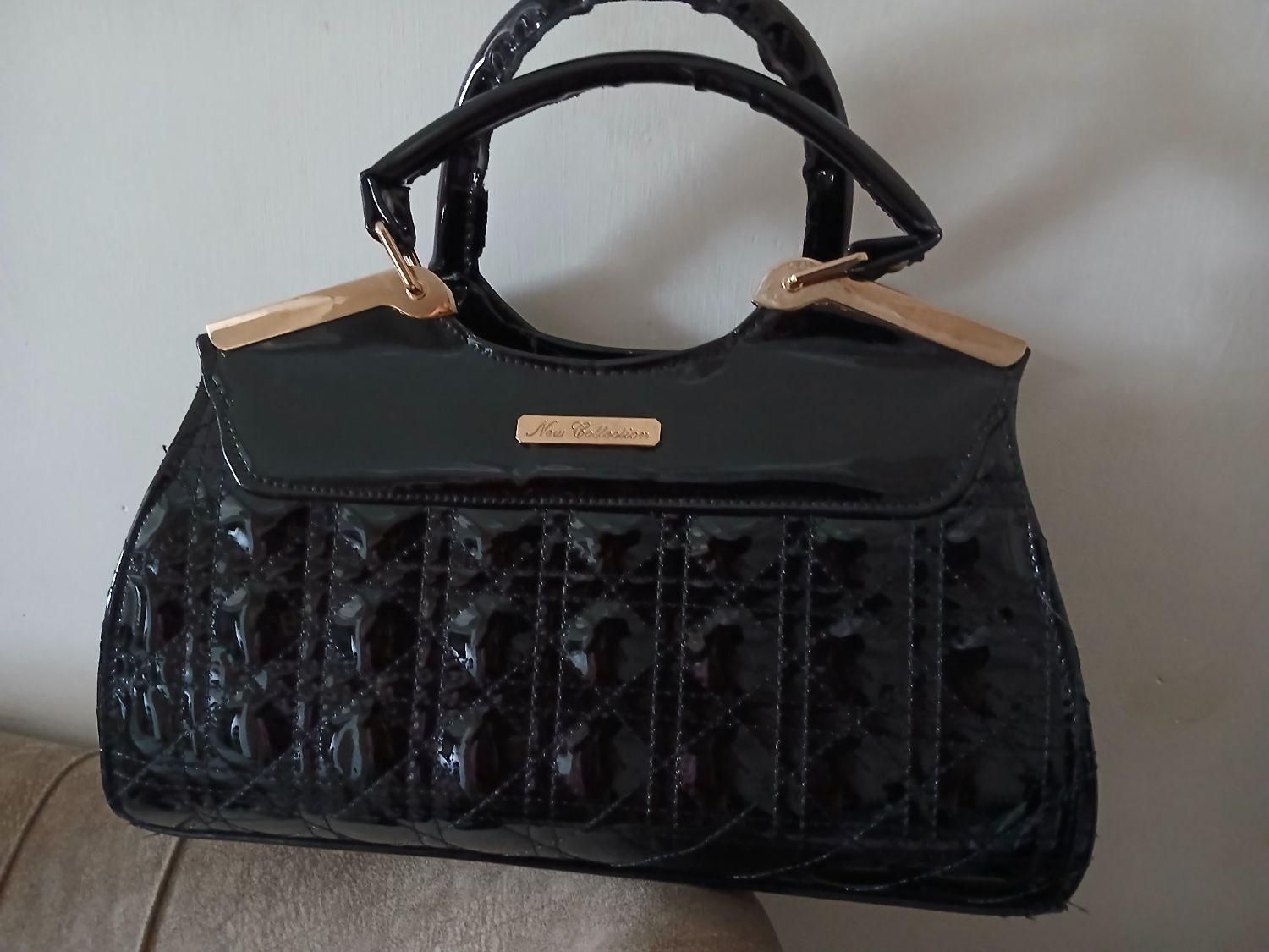 کیف بفروش میرسد|کیف، کفش، کمربند|رشت, ولکس|دیوار