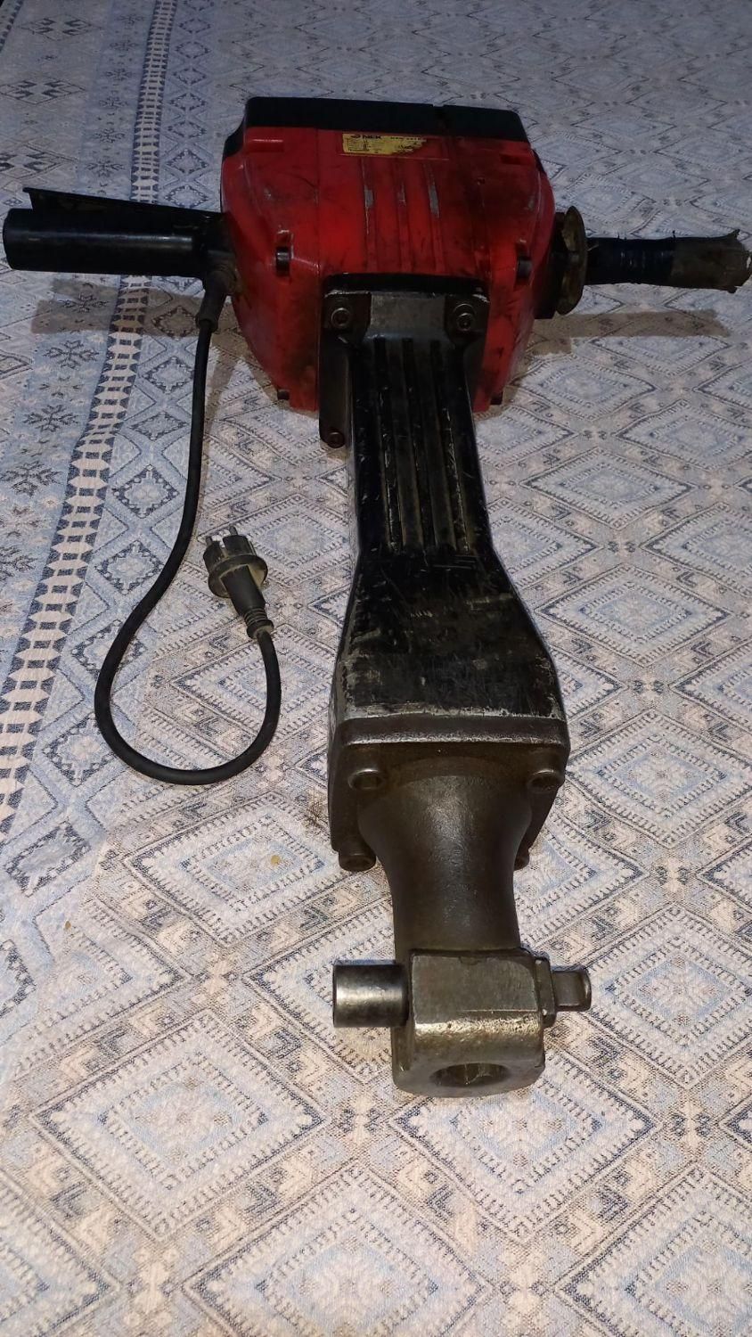 هیلتی و چکش تخریب ۳۲ کیلویی مدل NEK2275|مصالح و تجهیزات ساختمان|اسلام‌شهر, شهرک مهدیه|دیوار