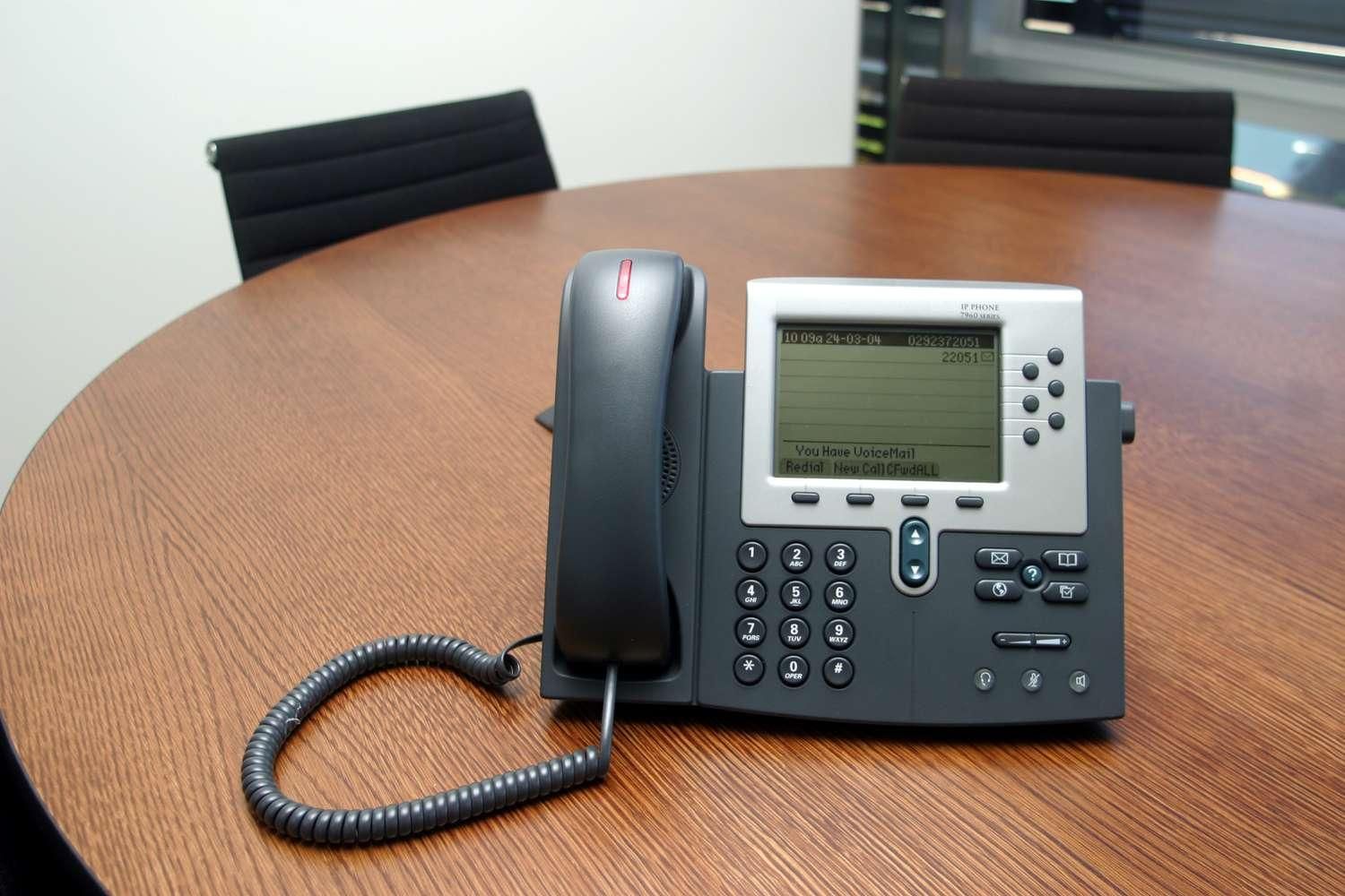 تلفن سیسکو روتر میکروتیک سرور ایزابل شبکه ویپ VoIP|مودم و تجهیزات شبکه|تهران, فلسطین (میدان انقلاب)|دیوار