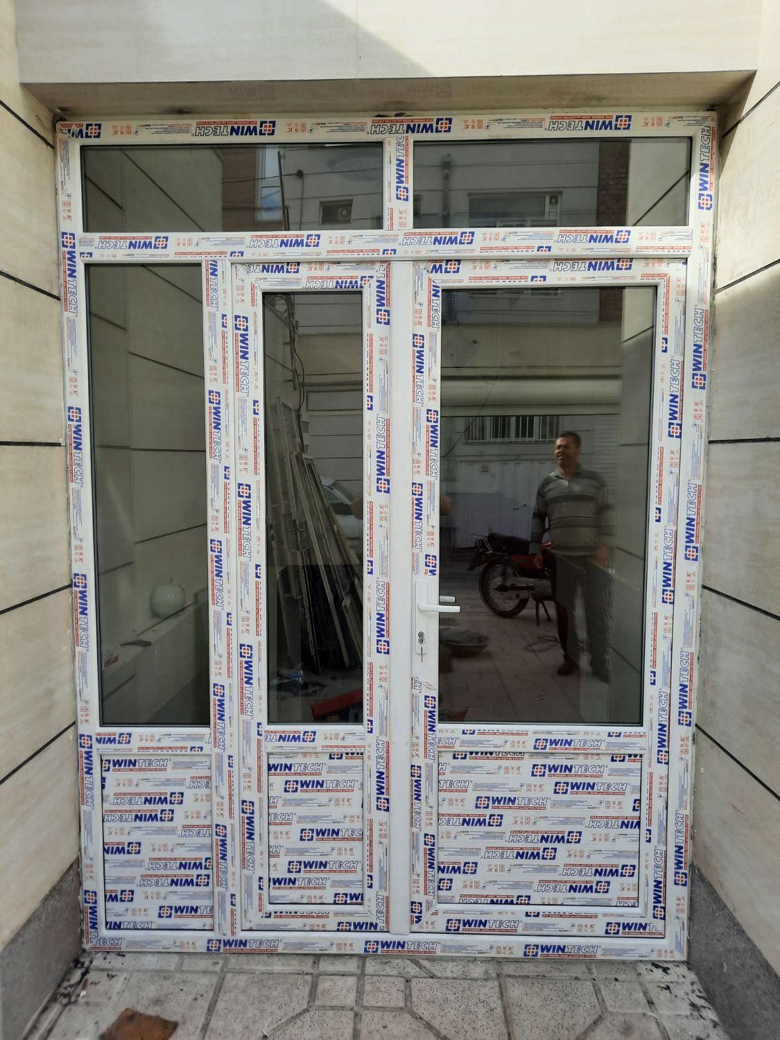 پنجره ودرب دوجداره یوپی وی سی upvc|خدمات پیشه و مهارت|همدان, |دیوار