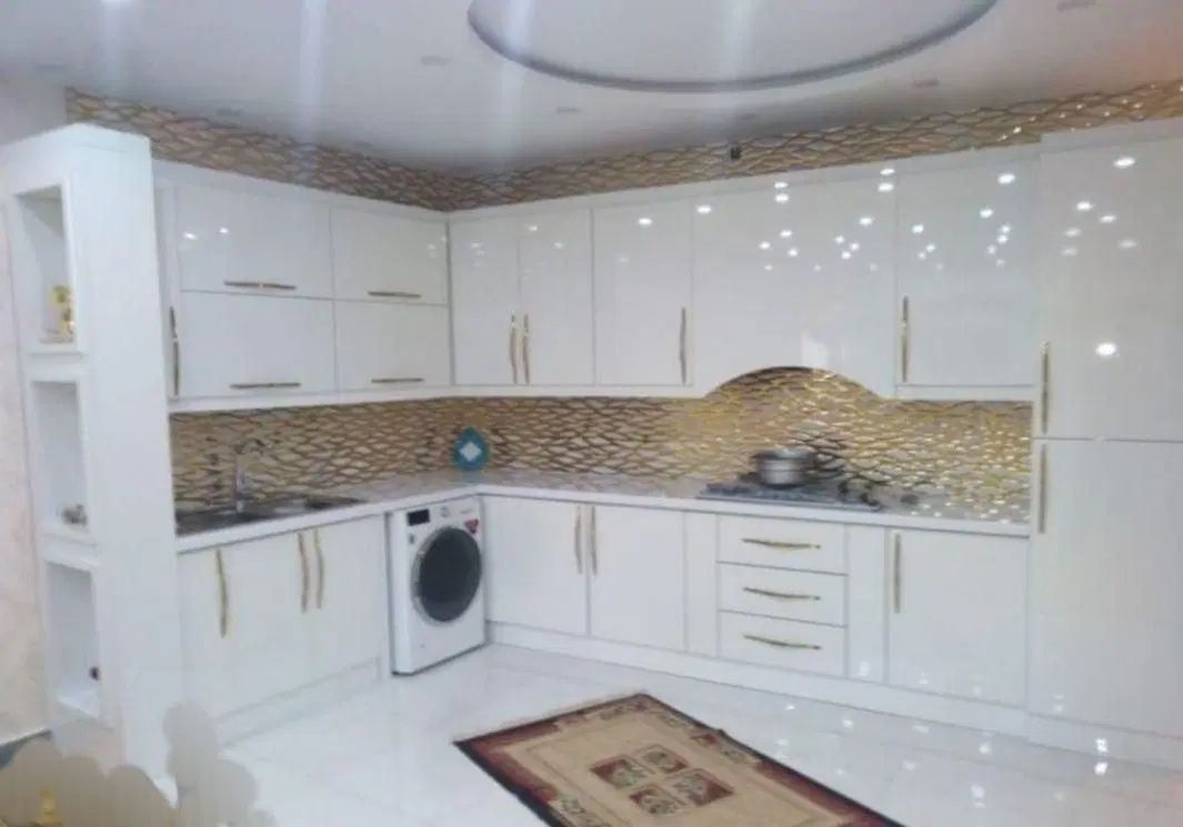 زیبا ترین طرح کابینت MDF/سفید با دستگیره های طلایی|مصالح و تجهیزات ساختمان|کهنوج, |دیوار