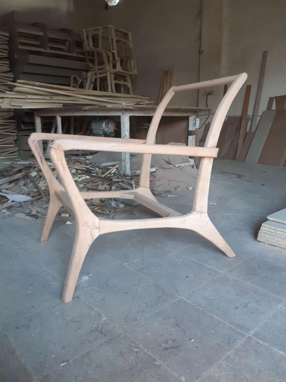 پایه خراطی وتکی منیمال وکلاف مبل راحتی|مبلمان خانگی و میز عسلی|سلماس, |دیوار