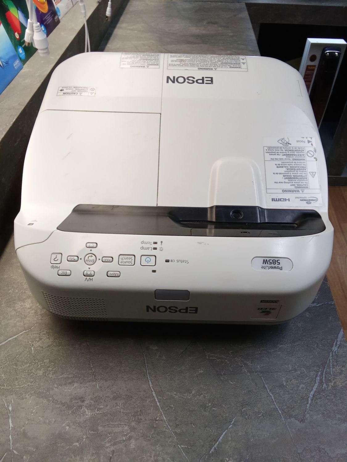 پروژکتورepson  585w|تلویزیون و پروژکتور|تهران, اباذر|دیوار
