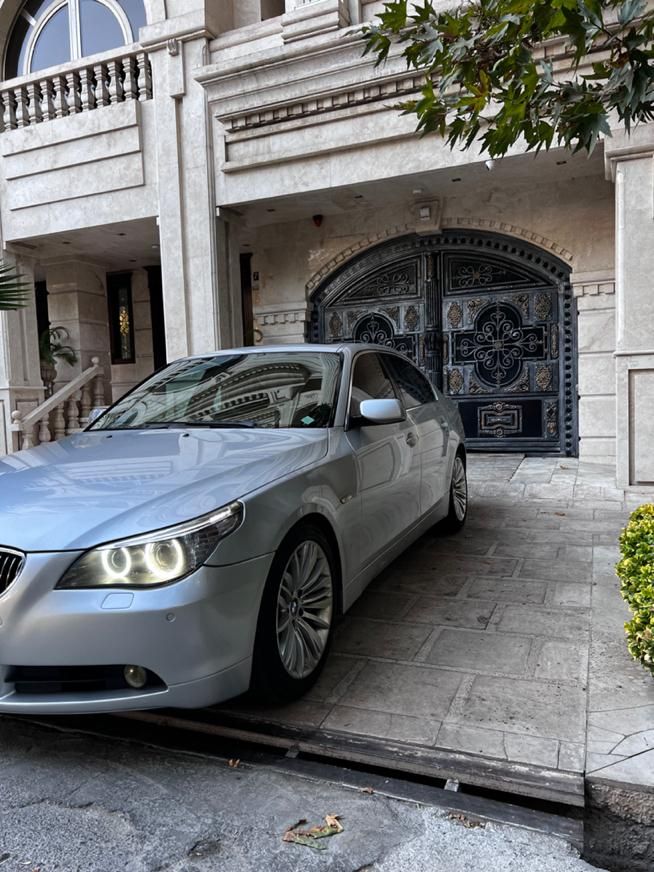 بی‌ام‌و سری 5 سدان 525i، مدل ۲۰۰۵ بی رنگ|خودرو سواری و وانت|کرج, فاز ۲ مهرشهر|دیوار