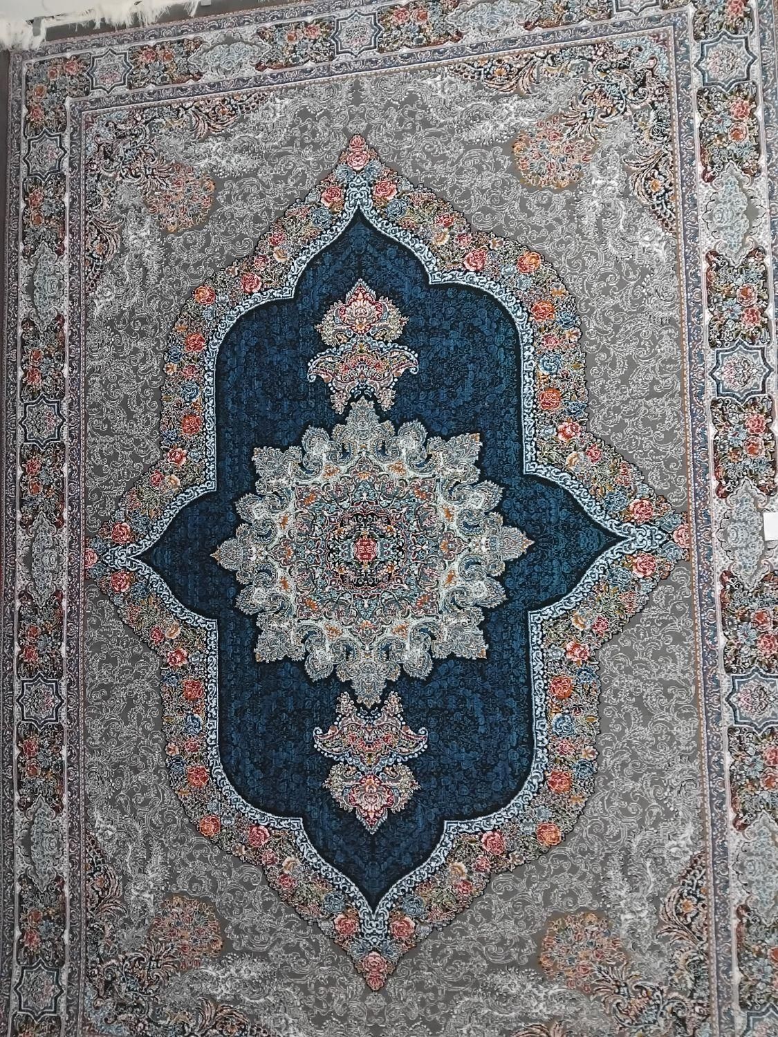 فرش ۱۲ متری نو نقد اقساط|فرش|اصفهان, لاله|دیوار