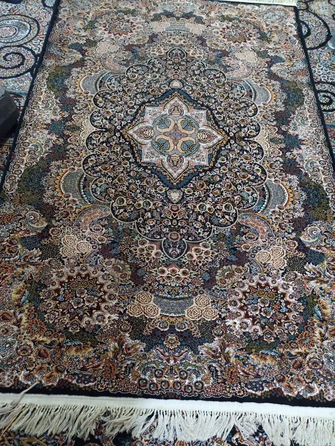 فرش۴ متری ۷۰۰ شانه تمام نخ تراکم۲۲۵۰ در حد نونو|فرش|مشهد, طلاب|دیوار