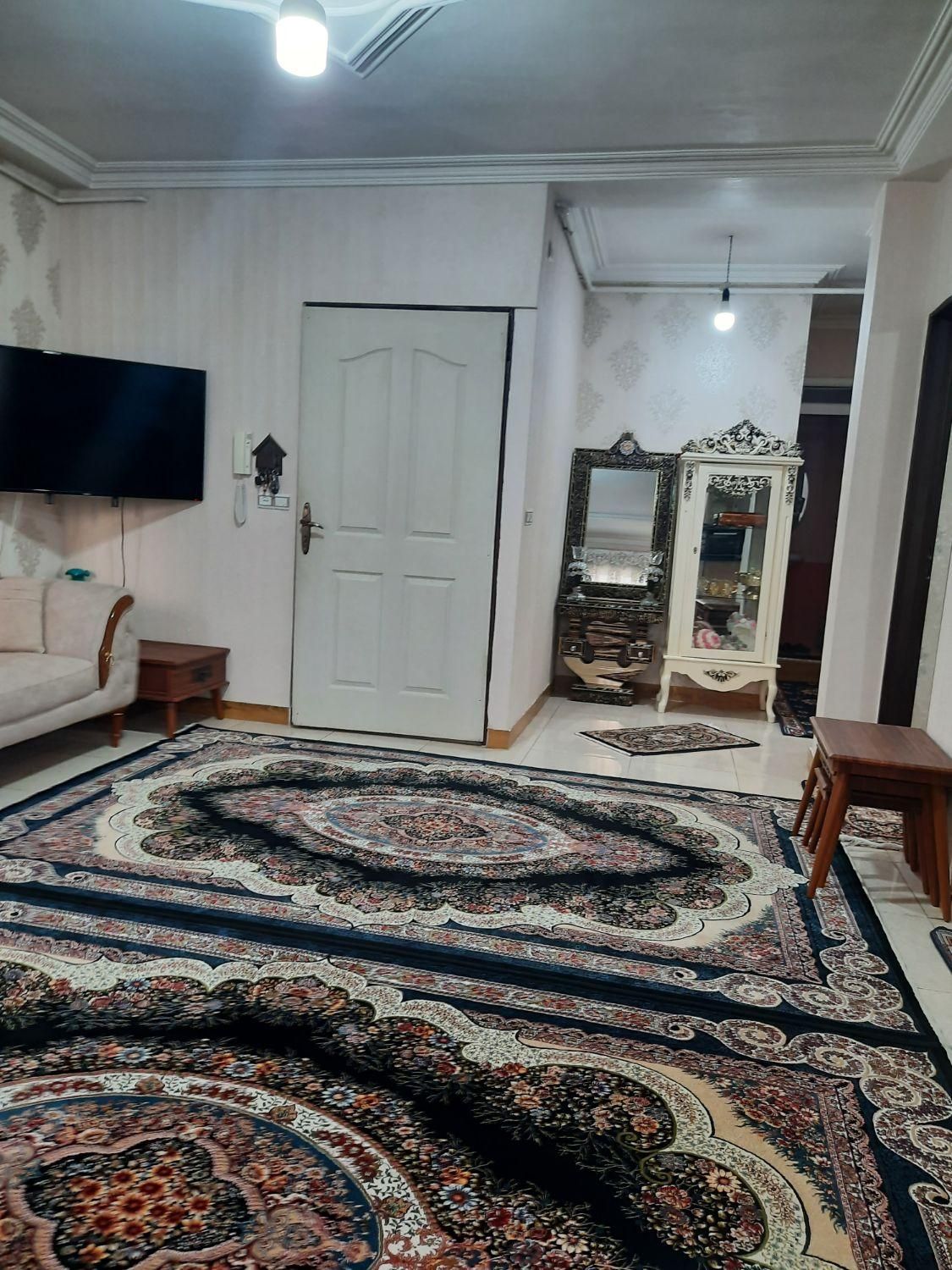 آپارتمان۸۵متری ۲خوابه طبقه۲ امیرکبیرپارکینگ آب شهر|فروش آپارتمان|رشت, پاره بیجار|دیوار