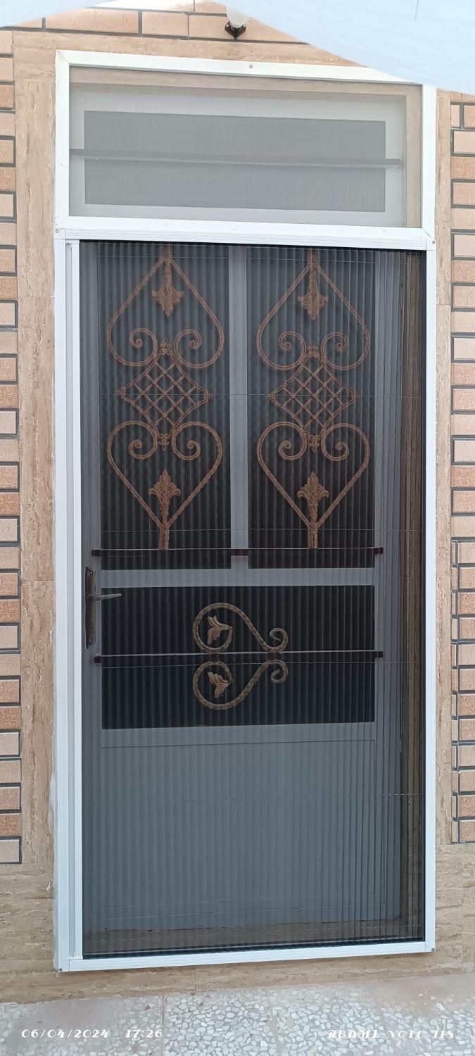 ساخت وتعمیر توری و درب و پنجره U PVC و الومینیوم|خدمات پیشه و مهارت|قم, پردیسان|دیوار