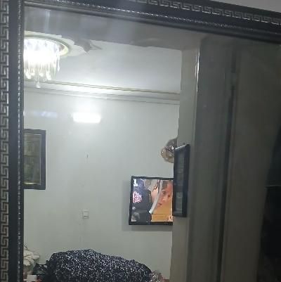آینه یک متری|آینه|همدان, |دیوار