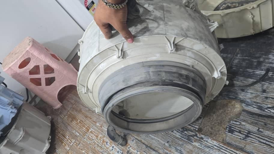 تعمیرات تخصصی لباس شوی در کم زمان باظمانت|خدمات پیشه و مهارت|کیش, |دیوار