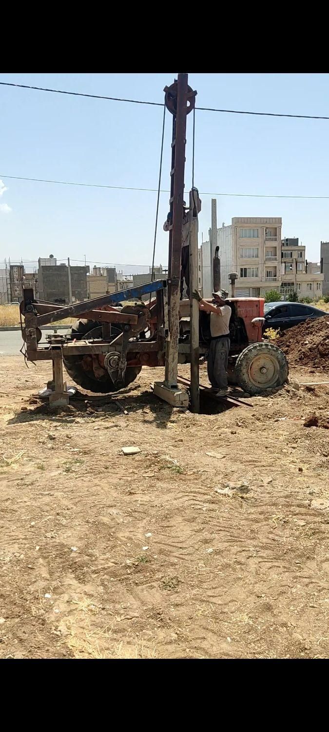 حفاری چاه آب با دستگاه ( چاه کن ، مقنی ، حفار )|خدمات پیشه و مهارت|سنندج, |دیوار