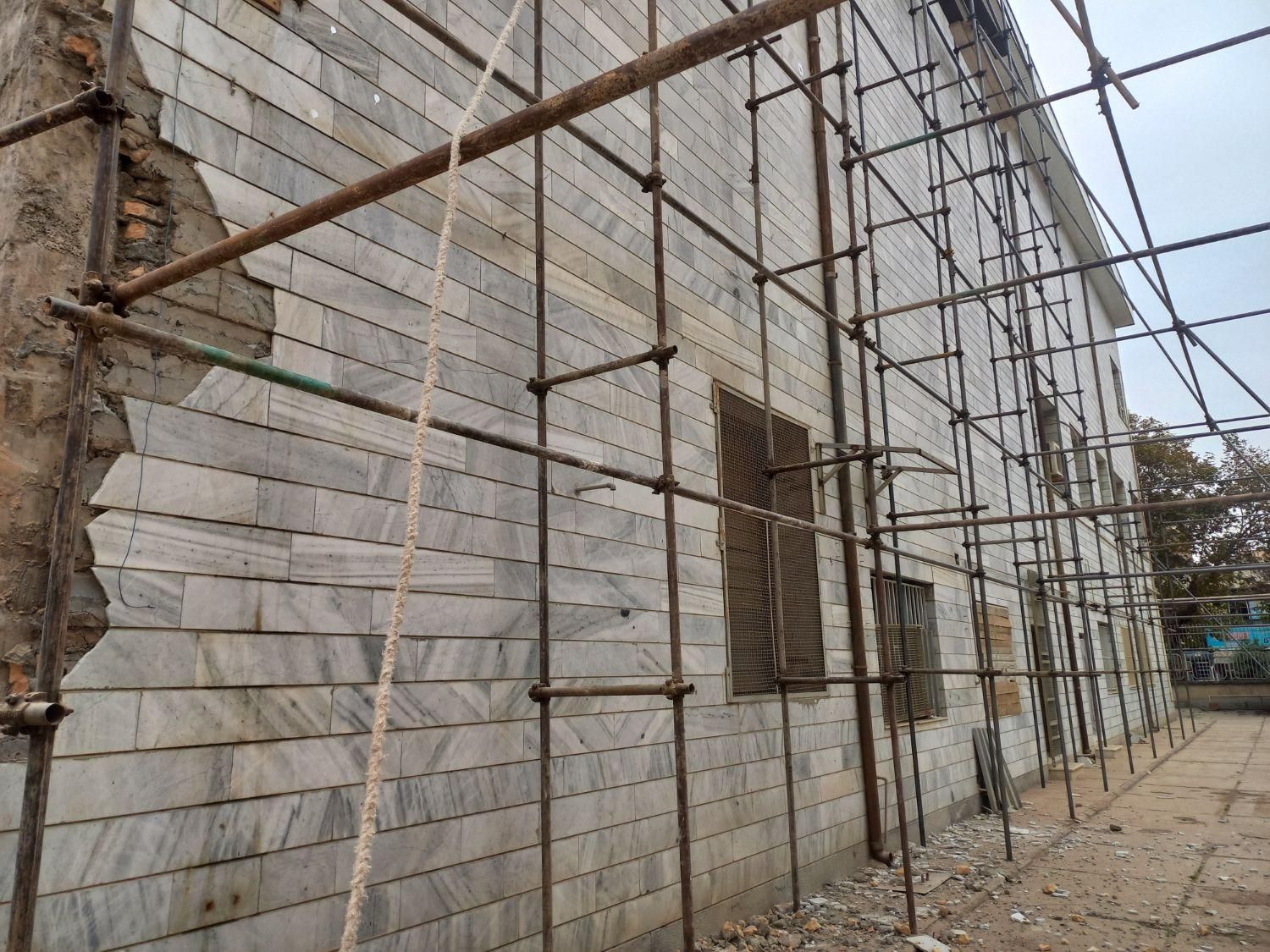 تخریب ساختمان زبرجد|خدمات پیشه و مهارت|گنبد کاووس, |دیوار