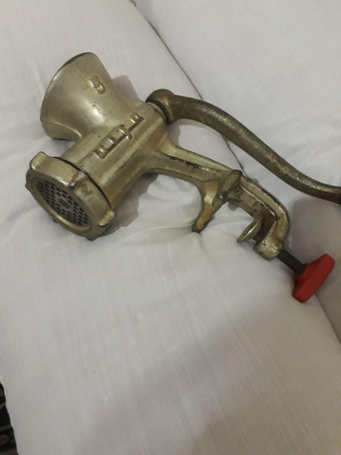 چرخ گوشت دستی|خردکن، آسیاب، غذاساز|قیدار, |دیوار