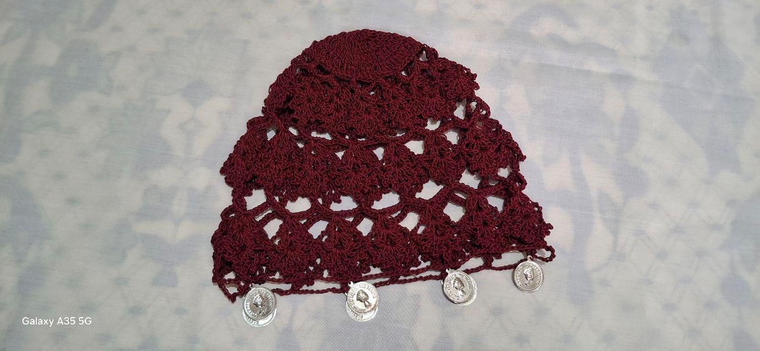 کلاه تابستانی|لباس|رشت, سیا اسطلخ|دیوار