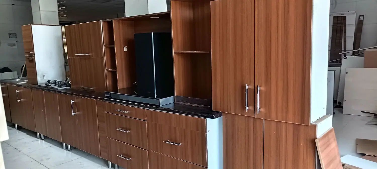 ۱۲ متر کابینت ام دی اف باسینک و هود و گاز|مصالح و تجهیزات ساختمان|اصفهان, شهرستان|دیوار
