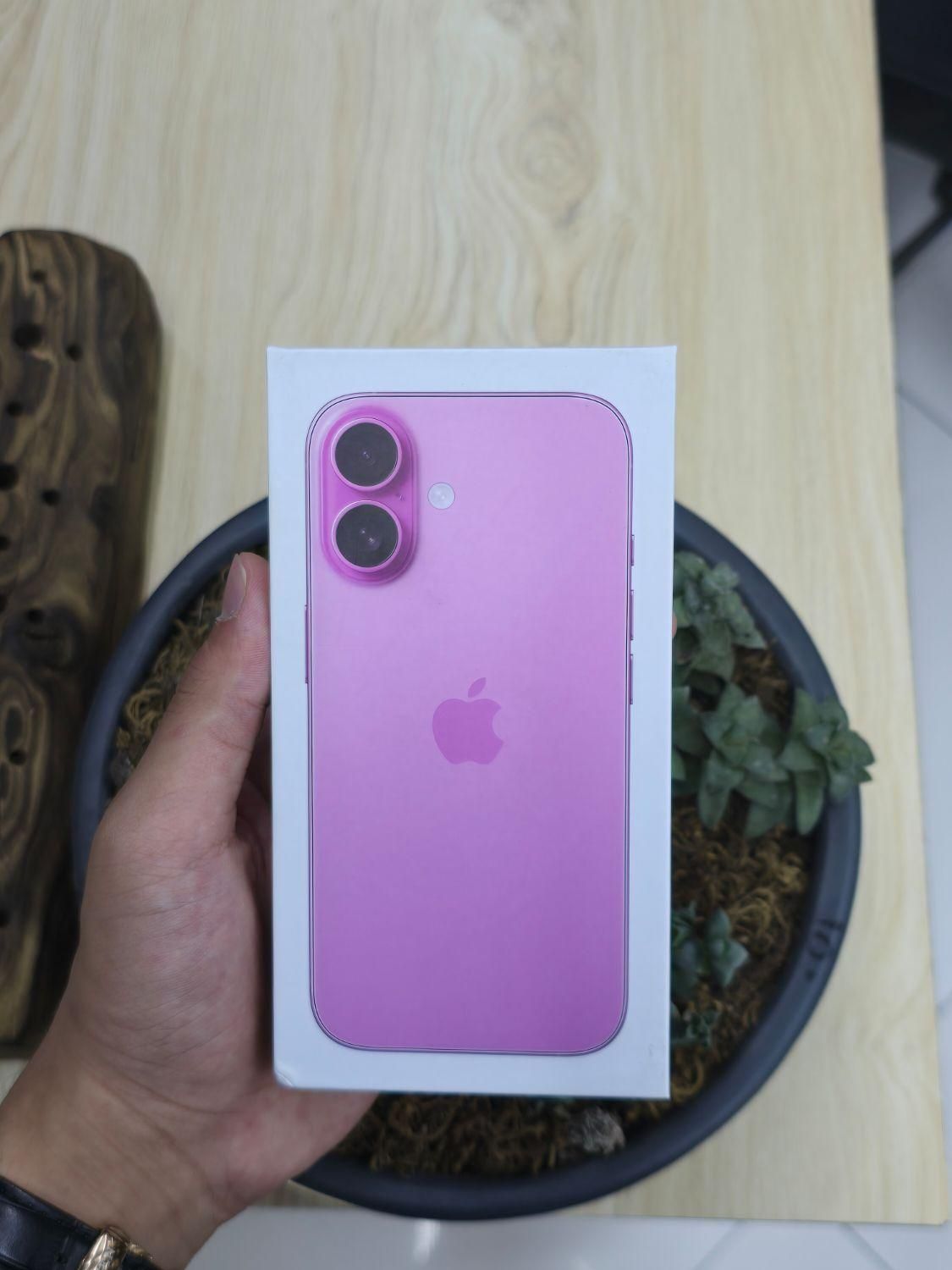 iPhone 16|موبایل|کرج, اصفهانی‌ها|دیوار
