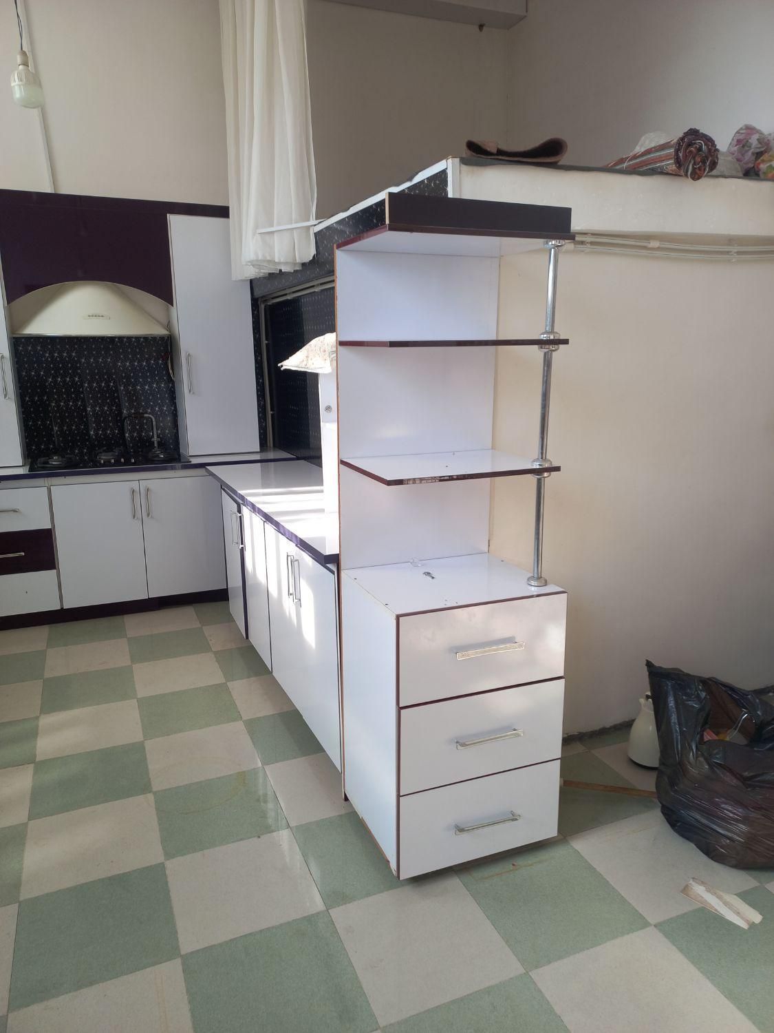 کابینت آشپزخانه با گاز و هود و سینگ ام دی اف|آب‌چکان و نظم‌دهنده ظروف|شاهین دژ, |دیوار