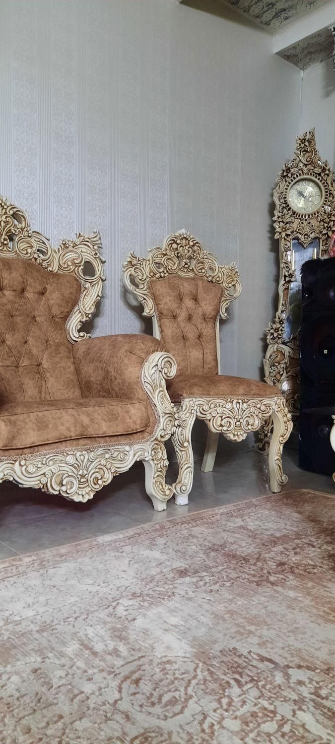 مبلمان ۹ نفره همراه میزوعسلی.و ناهارخوری|مبلمان خانگی و میز عسلی|کرج, کلاک بالا|دیوار