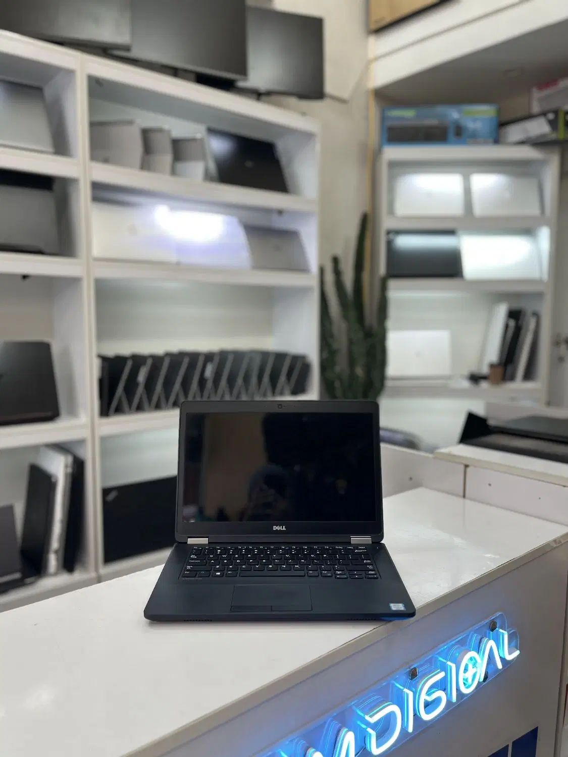 Dell latitude i7 گرافیک مجزا ۲ گیگ|رایانه همراه|رشت, دیلمان|دیوار
