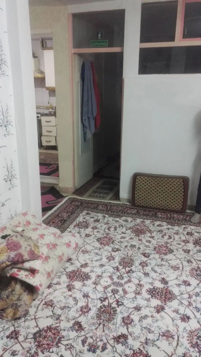 فروش واحدهمکف درب جدابهترین لوکیشن نزدیک خ قزوین|فروش آپارتمان|کرج, حصارک بالا|دیوار
