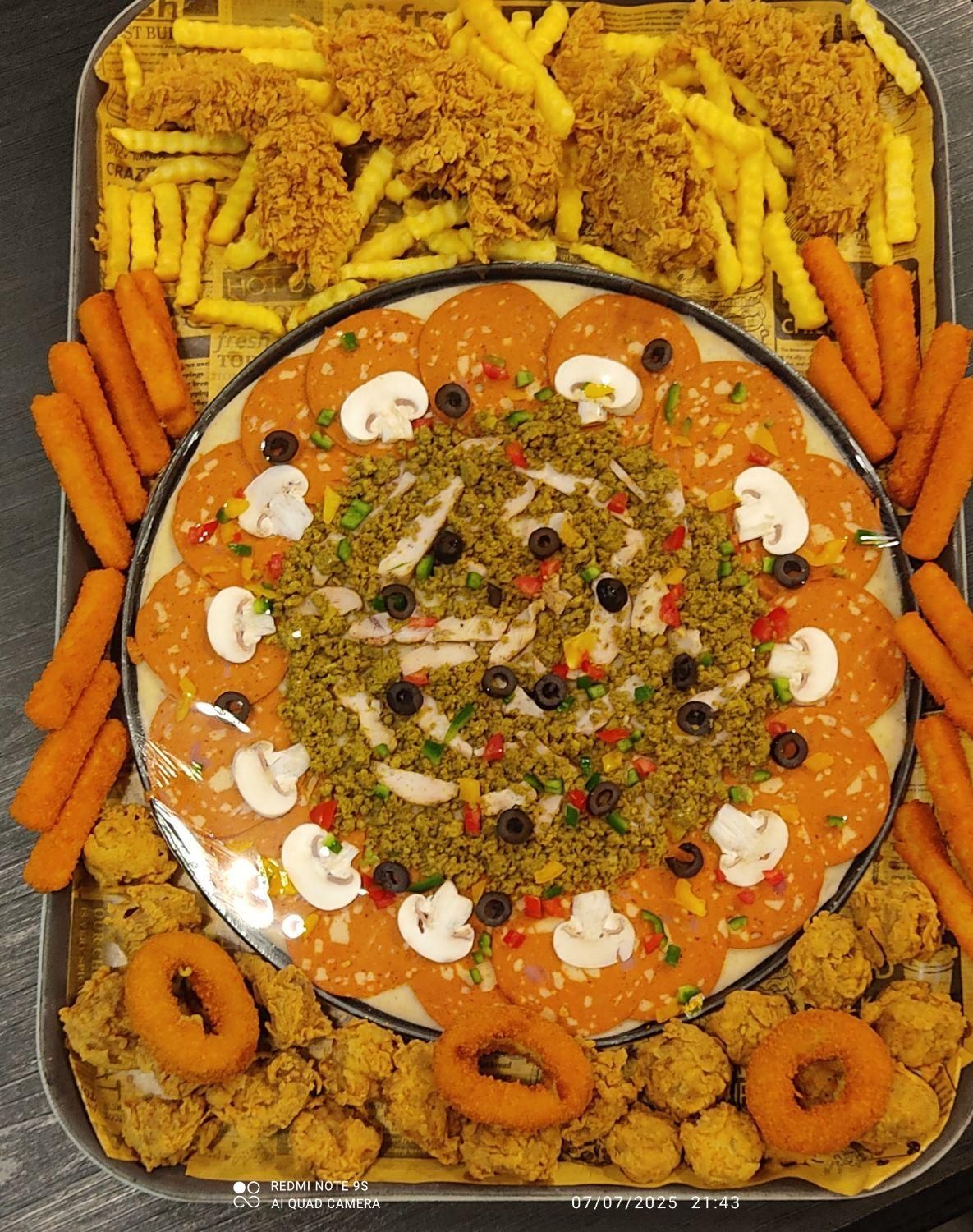 استخدام نیرو برای فست فود شهربازی قهرمانان|استخدام خدمات فروشگاه و رستوران|مشهد, اسماعیل آباد|دیوار