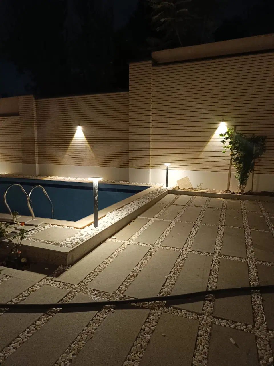 کارگر صفر نیمه ماهر در برق ساختمان|استخدام صنعتی، فنی، مهندسی|تهران, ولنجک|دیوار