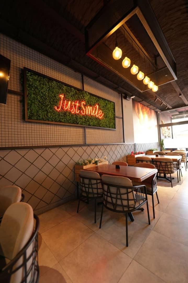 نیروی کار برای کافه فست فود|استخدام خدمات فروشگاه و رستوران|تهران, تهرانپارس غربی|دیوار