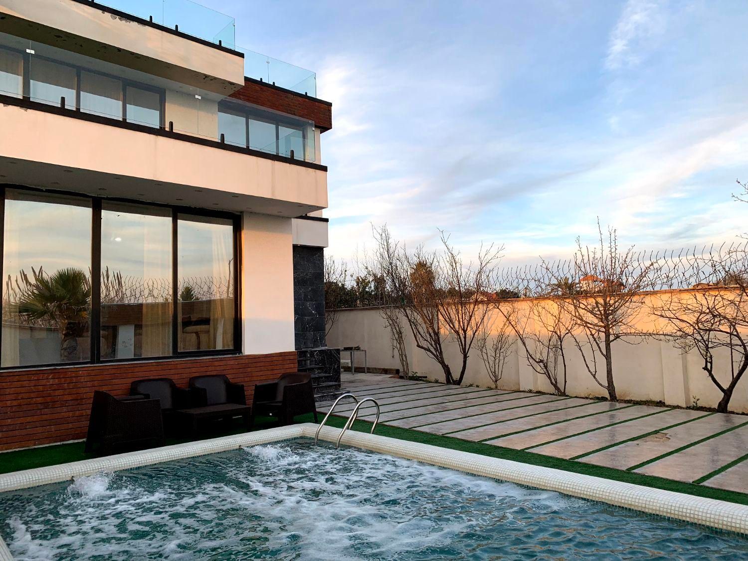 اجاره ویلااستخردار ساحلی چهارفصل جاده پلاژ ساری|اجارهٔ کوتاه‌مدت ویلا و باغ|ساری, |دیوار