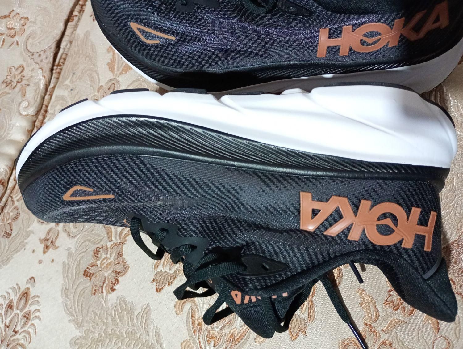 کتانی هوکا مدل کلیفتون 9 و آسیکس رانینگ 3|کیف، کفش، کمربند|کرمان, |دیوار