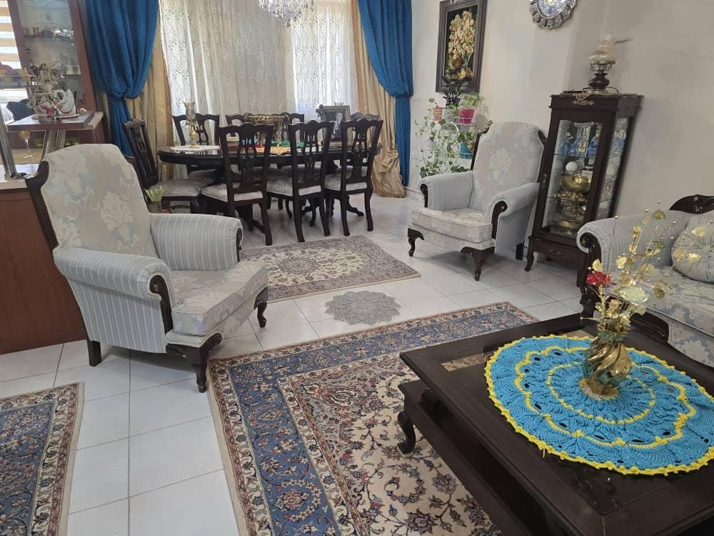 مبلمان ۹ نفره و میزناهار خوری هشت نفره استیل|مبلمان خانگی و میز عسلی|تهران, سازمان برنامه جنوبی|دیوار