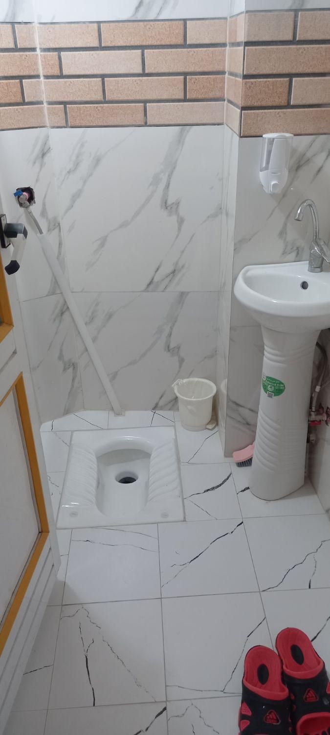 سوئیت.مسافرخانه امید..ساعتی ندارم|اجارهٔ کوتاهمدت آپارتمان و سوئیت|آمل, |دیوار