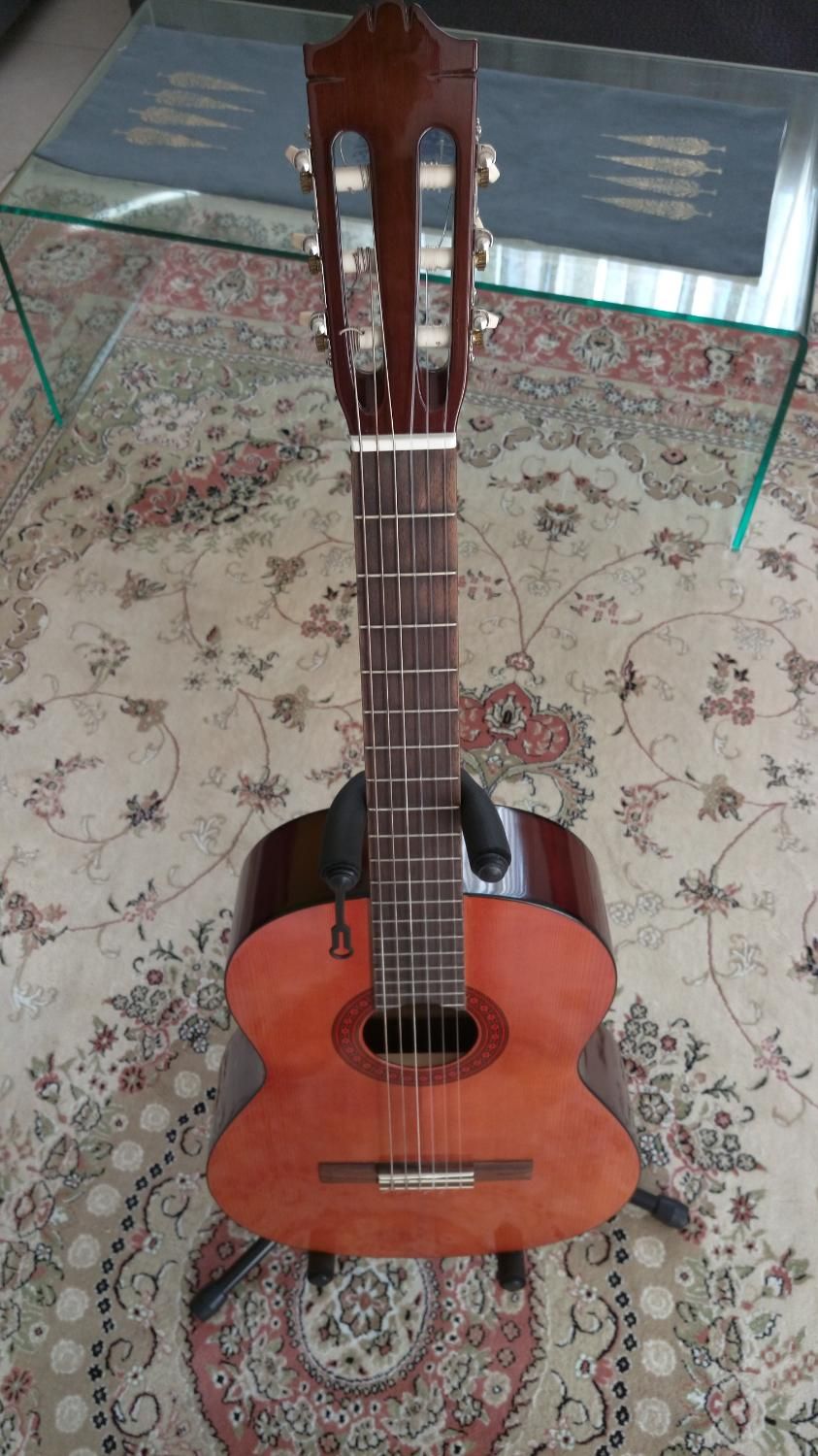 YAMAHA C40|گیتار، بیس، امپلیفایر|اصفهان, باغ دریاچه|دیوار