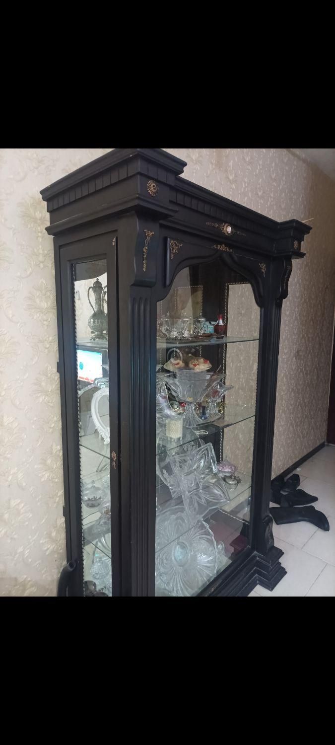 بوفه چوبی|بوفه، ویترین، کنسول|فردیس, منظریه|دیوار