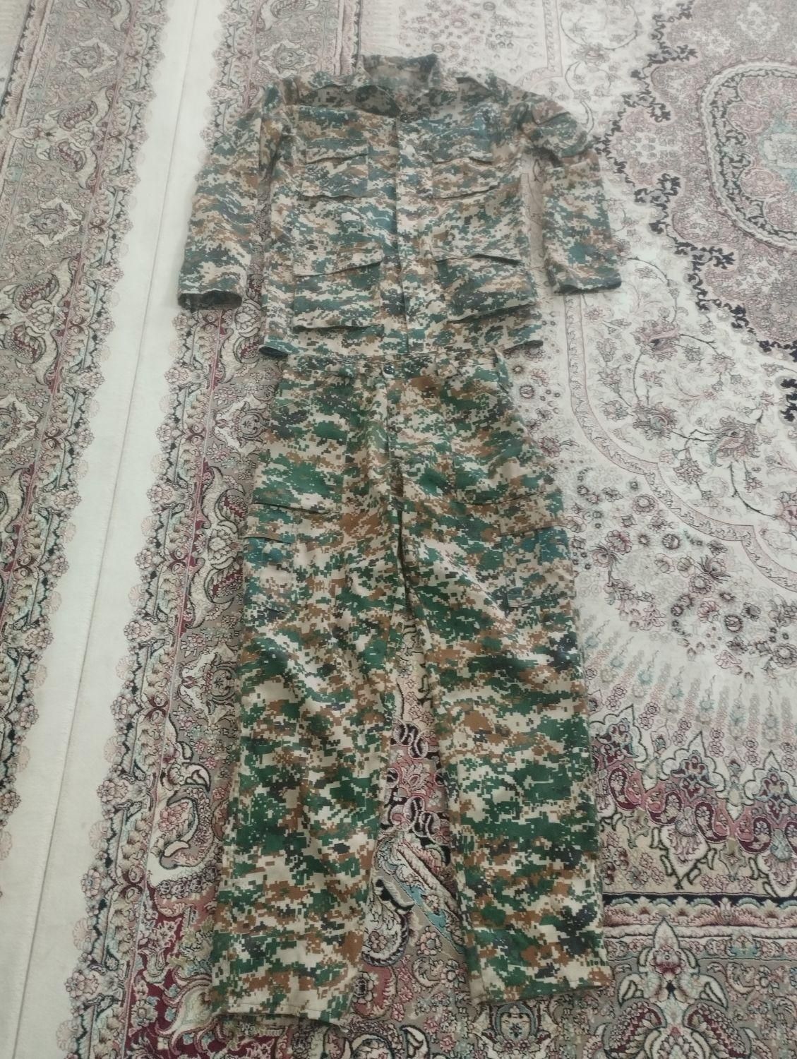 لباس بسیجی|لباس|تربت جام, مطهری|دیوار