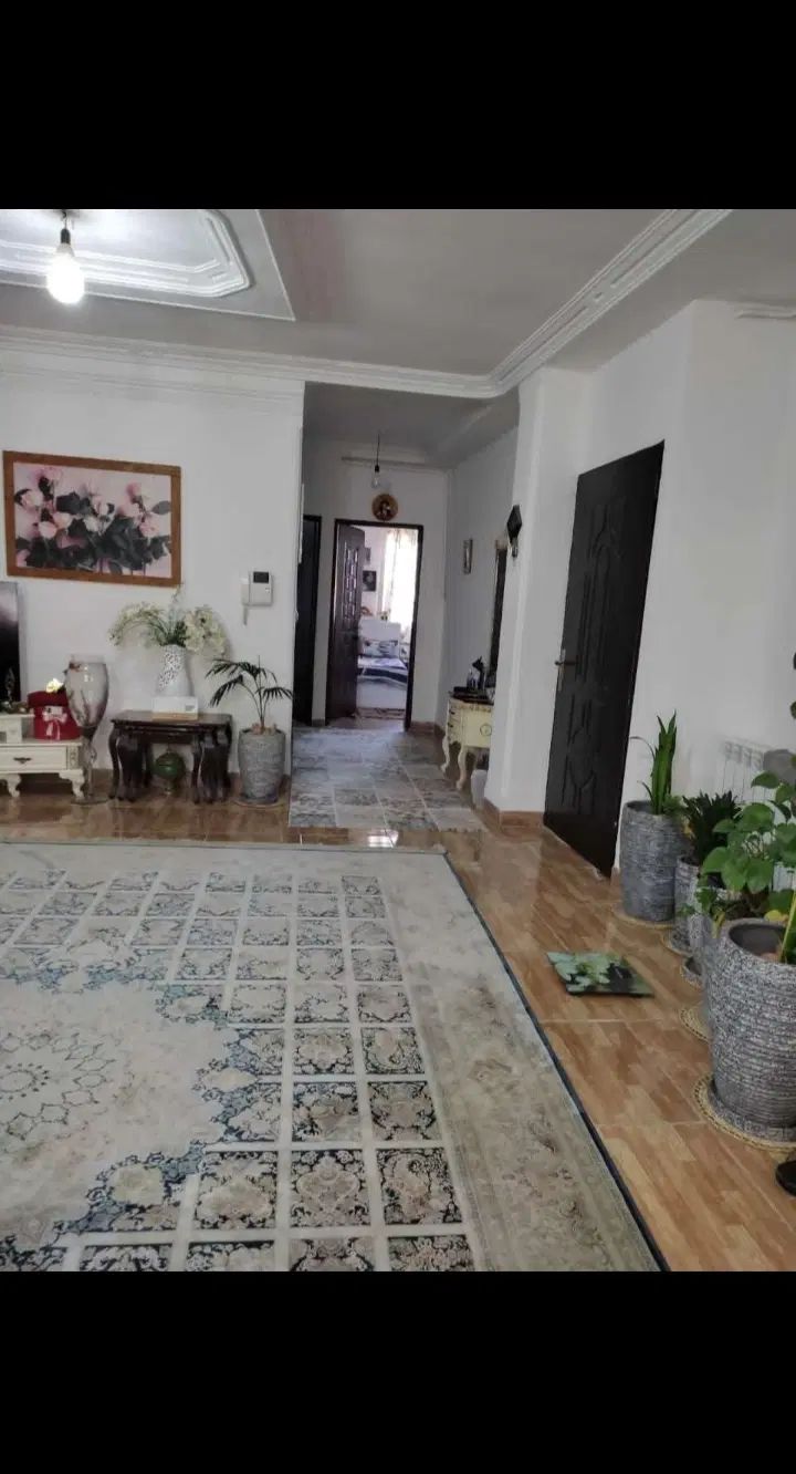 اپارتمان ۹۳ متر مطهری پل عراق فرهنگ(کوچه حاتم|فروش آپارتمان|رشت, خمیران زاهدان|دیوار