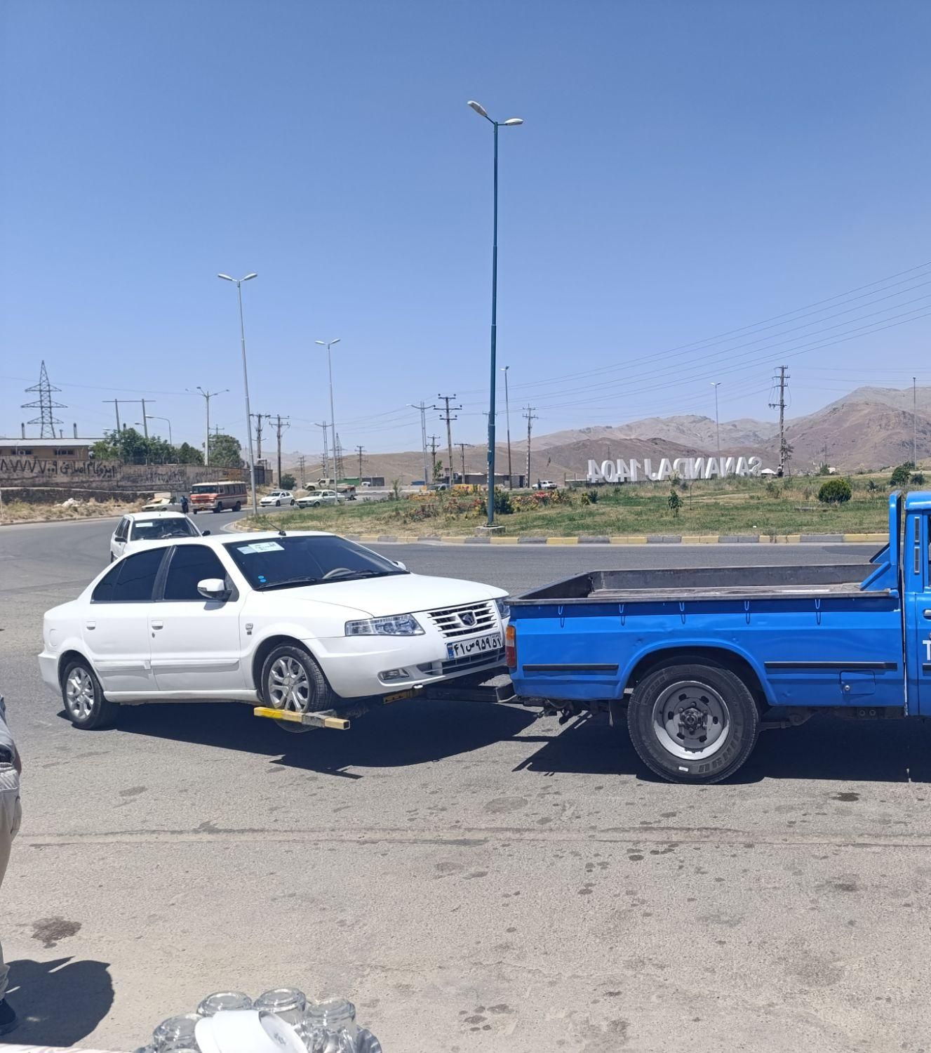 امداد خودرو. یدک کش.خودروبر.چرخ گیر|خدمات حمل و نقل|سنندج, |دیوار