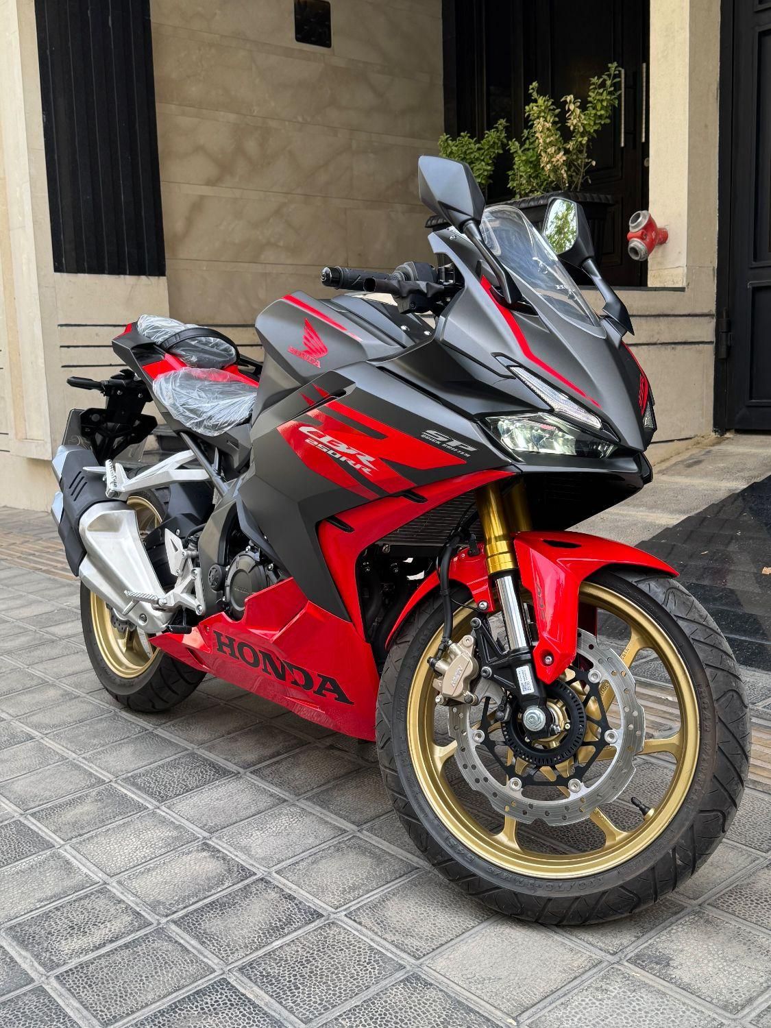 cbr250rr 1402صفر فول ۳۰۰ z mt r25 نینجا zx gts gtv|موتورسیکلت|تهران, نارمک|دیوار