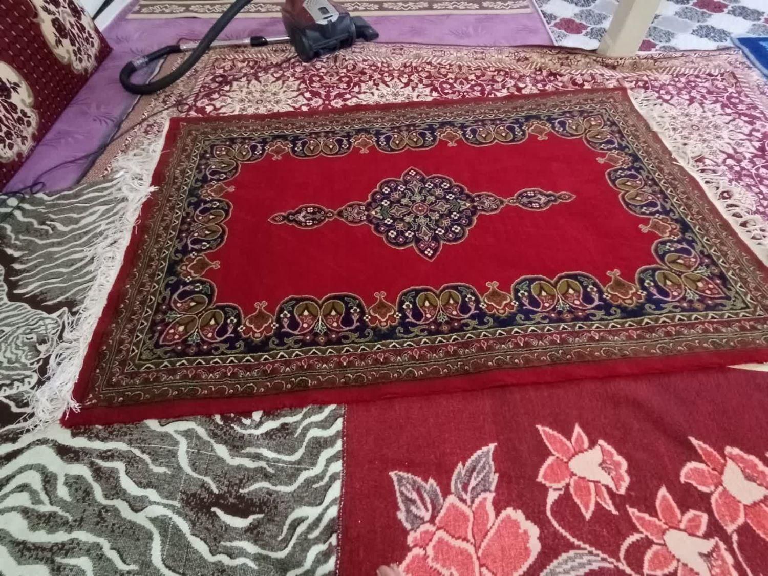 فرش۴ متری زمینه لاکی دستباف|فرش|خمین, |دیوار