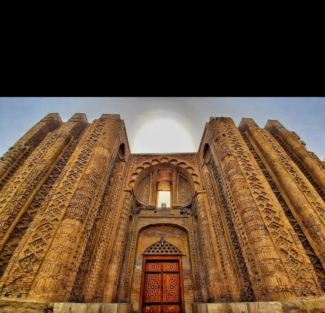 مغازه واقع در بازار با شرایط تهاتر با ملک مسکونی|فروش مغازه و غرفه|اصفهان, نقش جهان|دیوار