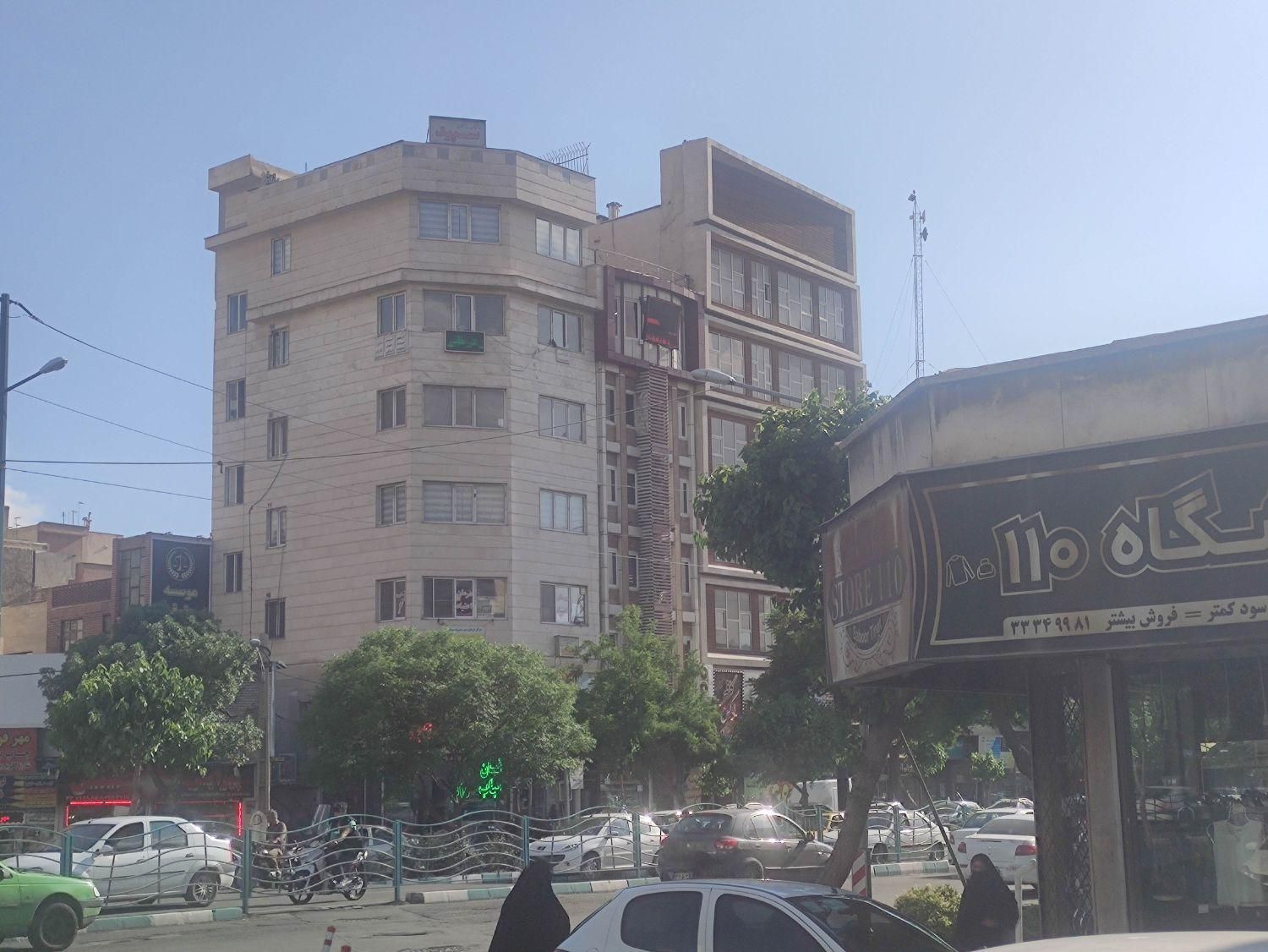 فروش  واحد آپارتمان ۶۵ متری در خیابان پیروزی  شرق|فروش دفتر کار، اتاق اداری، مطب|تهران, چهارصد دستگاه|دیوار