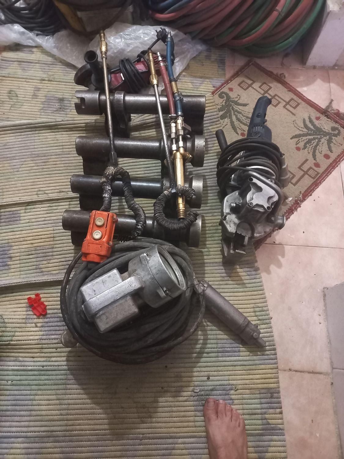 فورجینگ یاجوش سربه سرمیلگردهمراه با کاشت میلگرد|خدمات پیشه و مهارت|شیراز, درکی|دیوار